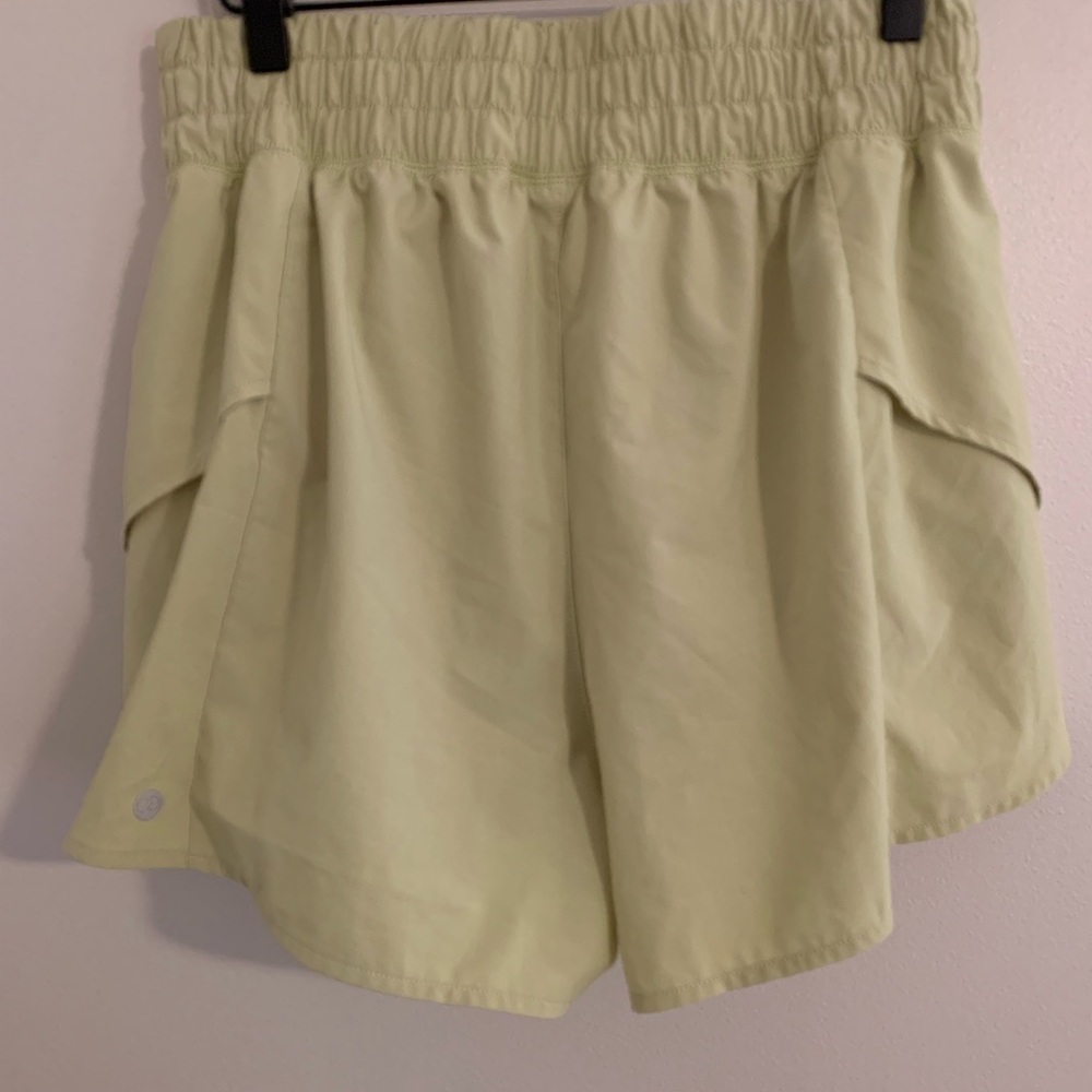 Calia Step Up Short - Picture 2 of 3